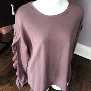 Socialite Long Ruffles Sleeve Sweatshirt, Large, EUC